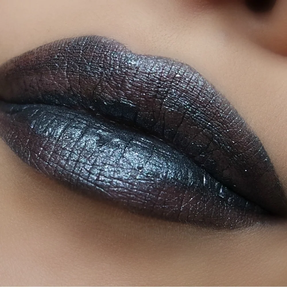Kylie Metal Matte Lipstick : Kymajesty - Picture 5 of 5